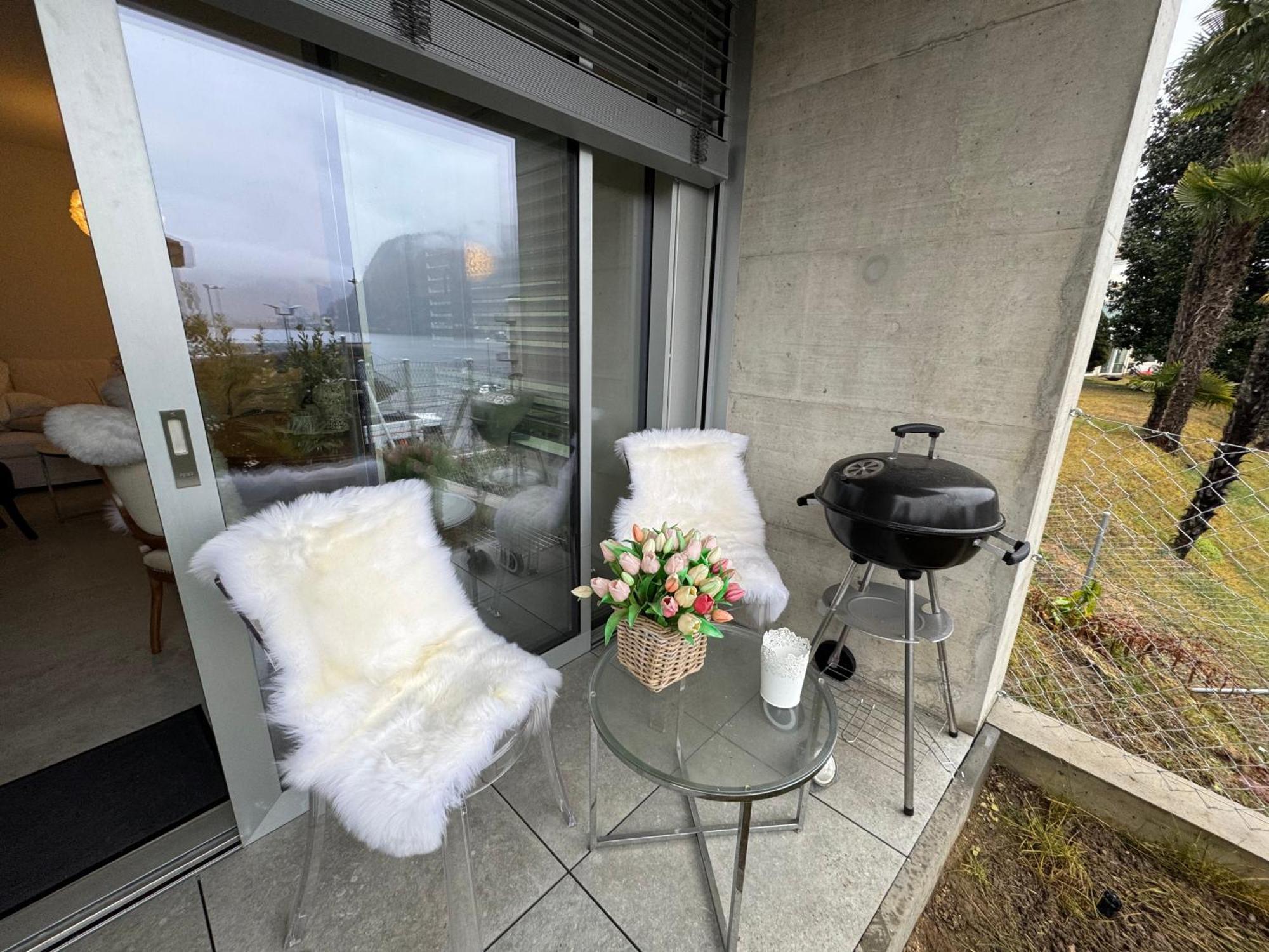 Neue Gartenwohnung Mit Sicht Auf Den Luganersee ポンテ・トレーザ エクステリア 写真